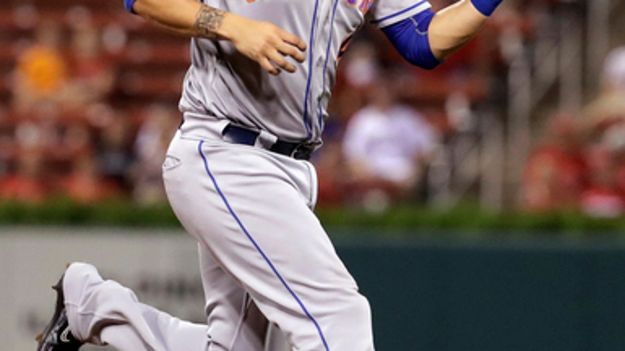 Wainwright loses and game, too, as Mets beat Cardinals